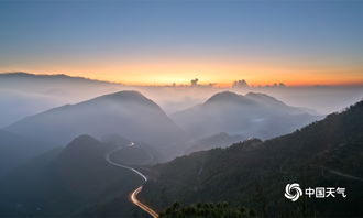 壯觀 貴州六盤(pán)水 春暉映山河 圖片頻道 中國(guó)天氣網(wǎng)